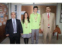 Yıldırım Koleji Öğrencileri İnepo'dan Altın Madalya İle Döndü
