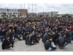 Aksaray Üniversitesi'nde Öğrencilerin Tepkisi Dinmiyor