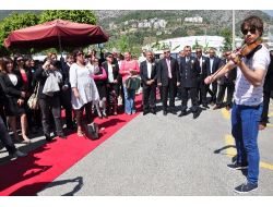 Alanya Emniyeti, Misafirlerini Ünlü Sanatçı Rybak'ın Keman Konseriyle Karşıladı