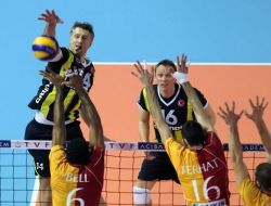 Galatasaray'ı 3-2 Yenen Fenerbahçe Adını Yarı Finale Yazdırdı