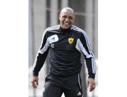 Roberto Carlos’a Brezilya Usulü Doğum Günü Kutlaması