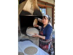 Ekmek İsrafının Önüne Tandır Ekmeği İle Geçiyorlar