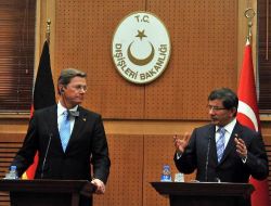 "AB Konusunda Aynı Hızla Çalışmaya Devam Ediyoruz"