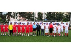 Polis - Medya Dostluğu Sahaya Da Yansıdı: 4-4