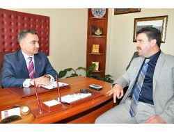 Ak Parti Yönetiminden Eski Başkan Sesli’ye Nezaket Ziyareti