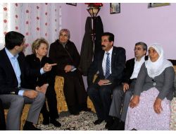 70 Yaşındaki Emine Teyzenin Dramı Akil İnsanlar'ı Şoke Etti