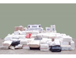 Ot Taşıyan Kamyonda 92 Bin 110 Paket Kaçak Sigara