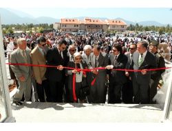 Gülşen Gökçe Kız Teknik Ve Meslek Lisesi Açıldı