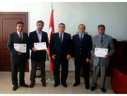 Banka Aracını Soyan Zanlıları Yakalayan Polise Ödül