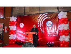 Bakan Bayraktar: İletişim Ve Dijital Ortamda Avantajlı Konuma Sahibiz