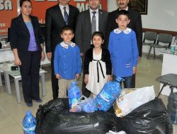 Öğrenciler 50 Bin Mavi Kapakla Engellilere Destek Oldu