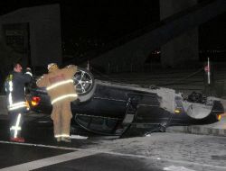 Takla Atan Otomobilden Burunları Bile Kanamadan Çıktılar