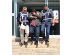 Uyuşturucu Satıcıları Suçüstü Yakalandı