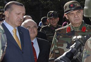 Zirveden uyum çıktı