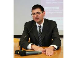 "Atatürk Adı Altında İktidar Savaşları Oluyor"