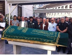 Zeki Ateş'in Cenazesi, Rock Dünyasını Bir Araya Getirdi