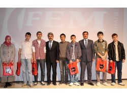 Başarılı Öğrenciler Ödüllendirildi