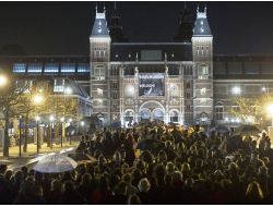 Amsterdam’da Rjksmuseum Yeniden Kapılarını Açtı