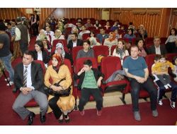 Burç Anaokulu'ndan İngilizce Şöleni