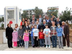 Ak Partililerden Lösemi Hastası Çocuklara Ziyaret