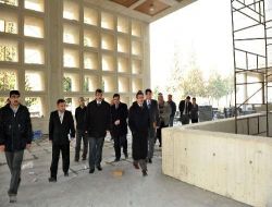 Başkan Poyraz, Belediye Yeni Hizmet Binası'nı Gezdi