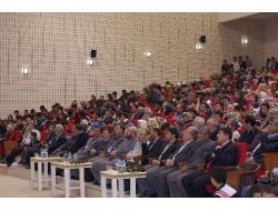 Kutlu Doğum Programına Gelen Misafirler 'Güllerle' Karşılandı