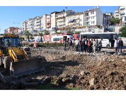 Başkan Posbıyık Ve Beraberindeki Heyet Mahallelerde İncelemede Bulundu