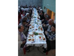 Yüreğir’de Sabah Namazından Sonra Kahvaltı