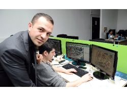 Yerli Navigasyon Görme Engellilere De Yol Gösterecek