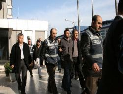 Bursa'da Molotof Kokteylli Eylem Hazırlığındaki 3 Pkk'lı Yakalandı