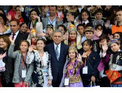 Dünya Barışına İzmir Harcı