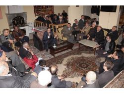 Bulutlar, Ev Ziyaretelerini Sürdürüyor