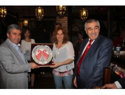 Yabancı Öğrenci Ve Öğretmenler Türkiye’de ‘fastfood’ Kültürünü Araştırıyor