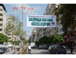 Gazipaşa Esnafından Adana Büyükşehir’e Pankartlı Teşekkür