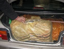 İran Sınırında Eroin Operasyonu: 135 Kilo Eroin Ele Geçirildi!