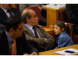 Minik Berfin, Bdp Meclis Grubu'nda Uyudu