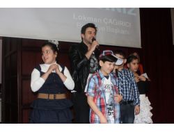 Otizmli Öğrenciler Gökhan Tepe'yle Coştu