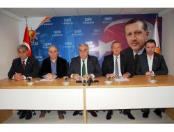 'İzmir Büyükşehir'in Beceriksiz Bürokratları, 120 Milyon Lirayı Sokağa Attı'