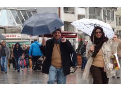 Soğuk Hava Vatandaşların Keyfini Kaçırdı