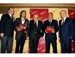 Galatasaray'da Yılın Sporcusu Ödülü Selçuk İnan’a Verildi