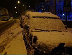 Ardahan'da Kar Şehri Beyaza Bürüdü