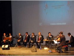 Peygamber Sevgisi Salonlara Sığmadı