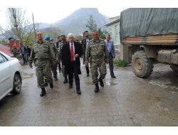 Hakkari Valisi Alimoğlu, Şemdinli'yi Ziyaret Etti