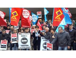 Akün Ve Şinasi Sahnesinin Satışı Protesto Edildi