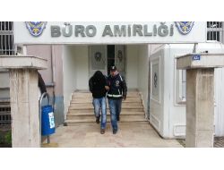 Bir Gecede 5 Aracın Aküsünü Çalan Hırsızlar Yakalandı