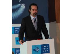 Akarca: Türk Telekom, Dünyayı 4 Kez Dolaşan Fiber Kablo Döşedi