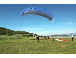 Ahas Genç Yamaç Paraşütçüleri Yetiştiriyor