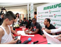 Bursasporlu Futbolcular, Galibiyet Serisini Sürdürmek İstiyor