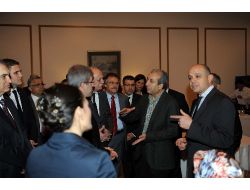 Bakan Eker, Pekin’deki Sebze Ve Meyveleri Pahalı Buldu