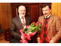 Tümsiad Üyeleri, Yakutiye Müftüsü Yazıcı'yı Ziyaret Etti